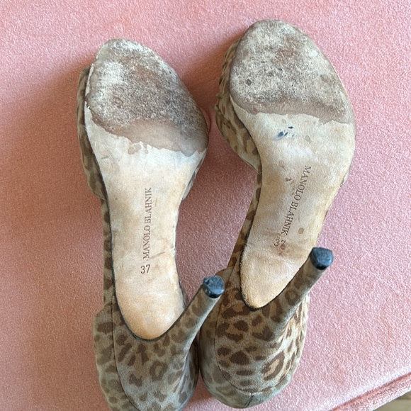 Manolo Blahnik Leopard Suede D'orsay Stiletto Heels - Picture 4 of 6